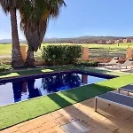 别墅 Stylish Host, Heated Pool & High Speed Wifi 科斯塔德安提瓜