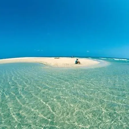 Βίλα Stylish Host, Heated Pool & High Speed Wifi *